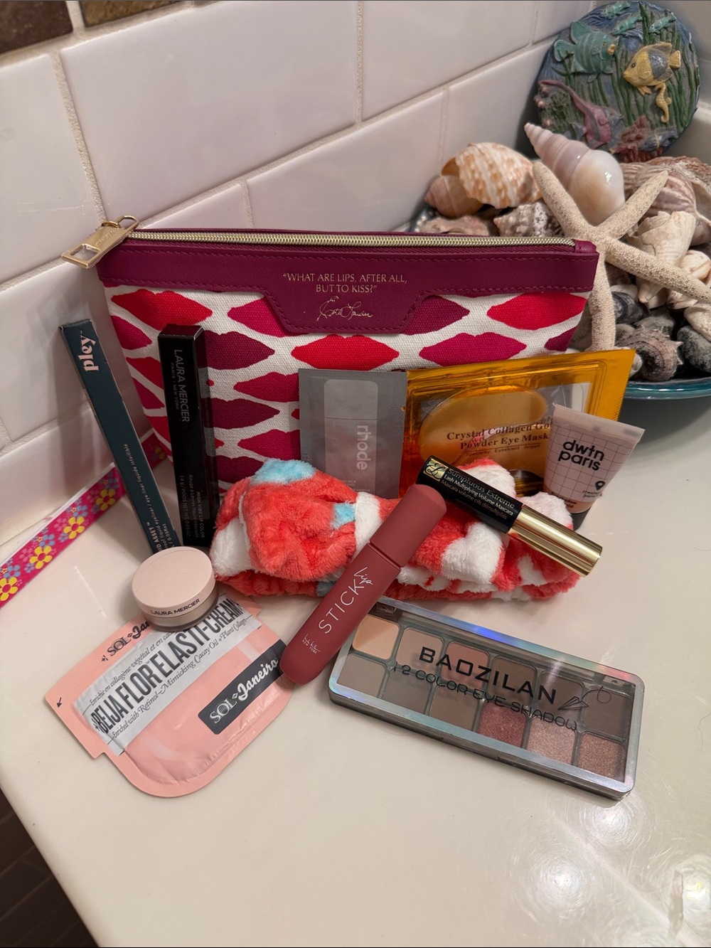 Assorted Women’s Makeup Set with Laura Mercier, Estée Lauder and more